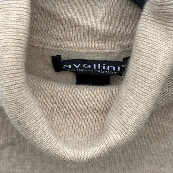 Avellini 100% Cashmere Sweater Women’s Medium Beige Long Sleeve Cowl Neck Luxury - Picture 3 of 7
